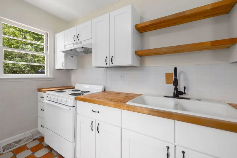 Making Every Inch Count: Kitchen Makeovers for Cincinnati's Smaller Homes and Condos